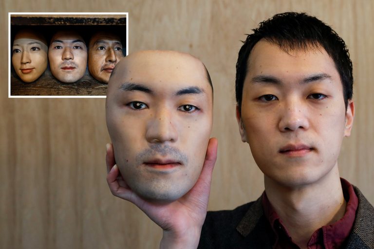 Japanese retailer uses 3D printer to create incredibly realistic mask of his own face