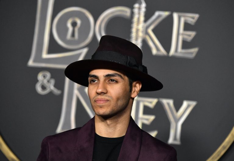 ‘Aladdin’ star Mena Massoud nabs lead role in Netflix’s ‘The Royal Treatment’