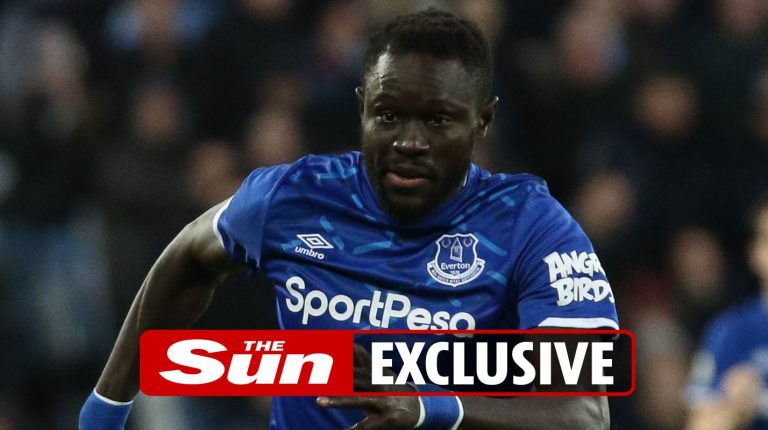 Everton flop Oumar Niasse in talks with Huddersfield over free transfer with 30-year-old striker…