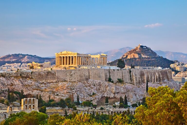 Why Greece is such a popular hotspot for Arab tourists 