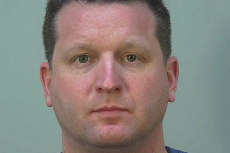 Milwaukee children’s court judge ‘who headed organization that ran kids’ “Drag Queen Story Hour”‘…