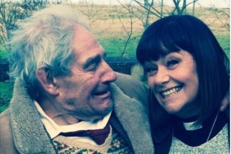 Trevor Peacock dead – Vicar of Dibley’s Jim Trott, 89, dies as Dawn French says ‘I love you’ in…