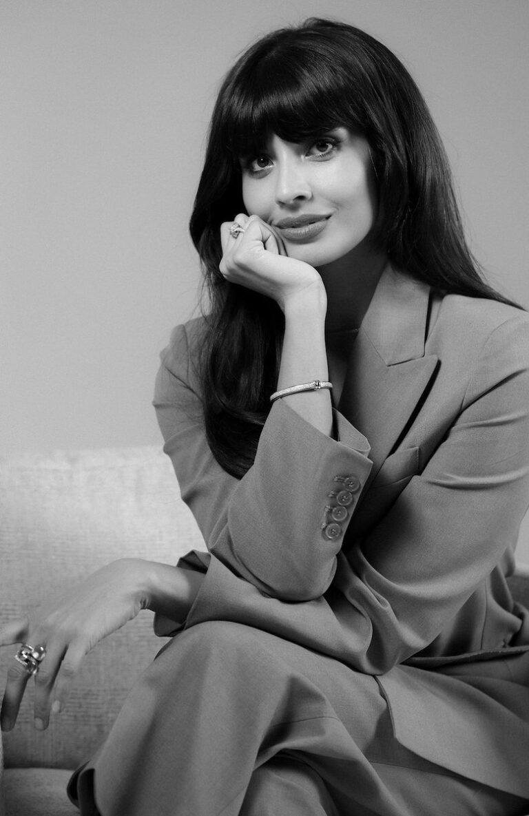 Actress Jameela Jamil interviews Jane Fonda in Women’s Day video