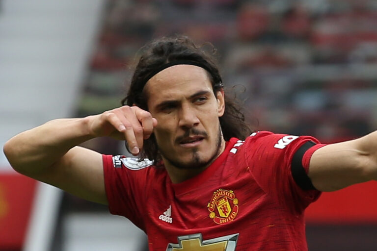 Edinson Cavani ‘holds talks with Man Utd chiefs to reiterate desire to LEAVE club amid Boca Juniors…