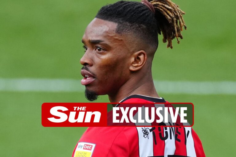 West Ham join Chelsea in Ivan Toney transfer hunt as Brentford demand £35m for strike sensation