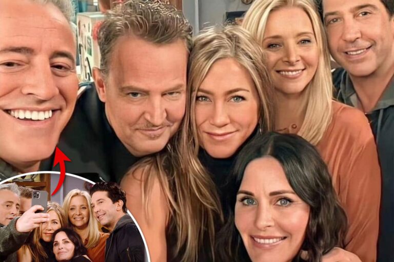 Friends cast look picture perfect as they pose for a reunion selfie taken by Matt LeBlanc