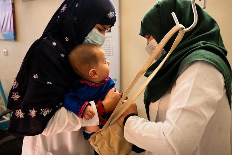 Under years of Taliban rule, women nurses work alongside men