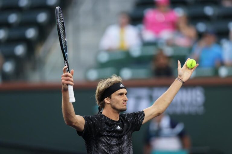 Alexander Zverev slips past Andy Murray, women’s top seeds fall in Indian Wells