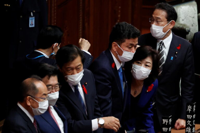 Japan PM dissolves lower house for Oct. 31 national election