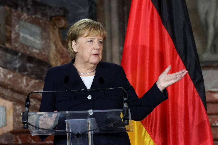 Merkel says EU must resolve Polish problem in talks, not courts