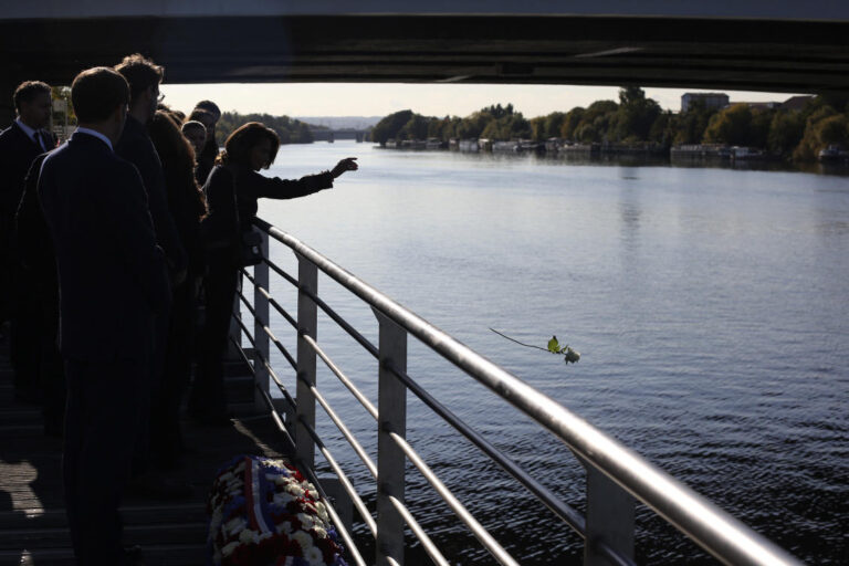 France commemorates the 1961 massacre of Algerians in Paris