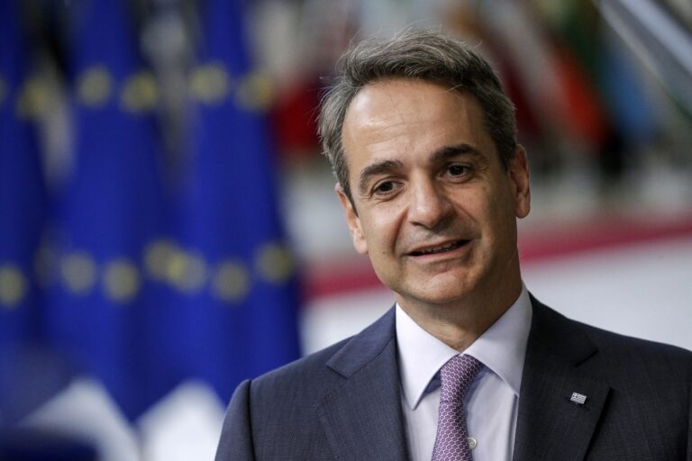 Greek PM Mitsotakis to meet crown prince during official visit to Saudi Arabia