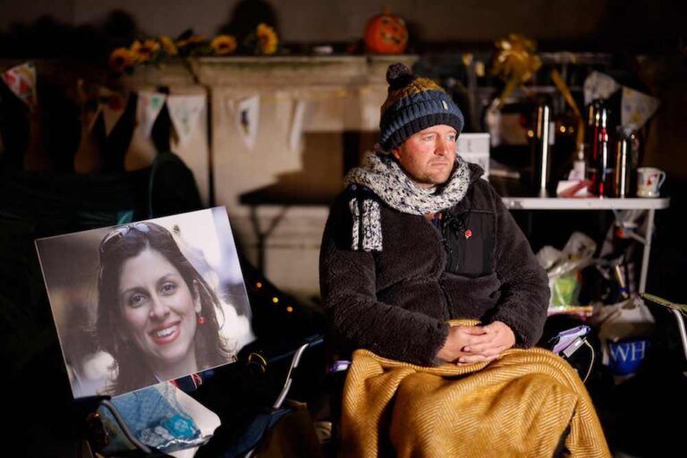 Husband of detained Nazanin Zaghari-Ratcliffe urges PM to challenge Iran