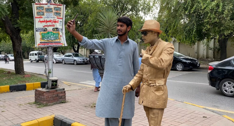 ‘Golden Man of Islamabad’ brings peculiar street art of living statues to Pakistan capital