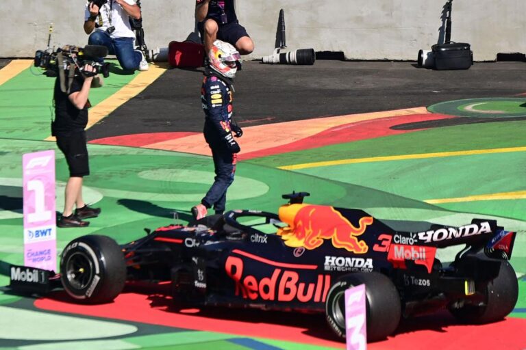 Max Verstappen wins in Mexico, extends lead over Lewis Hamilton in F1 title chase