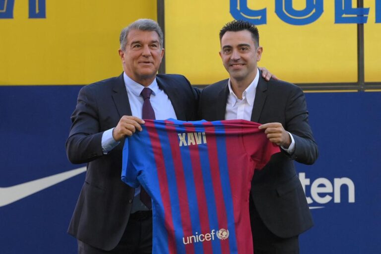 Xavi unveiled as Barcelona coach to fans at Camp Nou