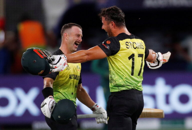 Wade breaks Pakistani hearts as Australia reach T20 World Cup final