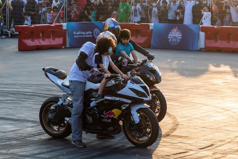 Formula One racing cars roar round the streets of Jeddah
