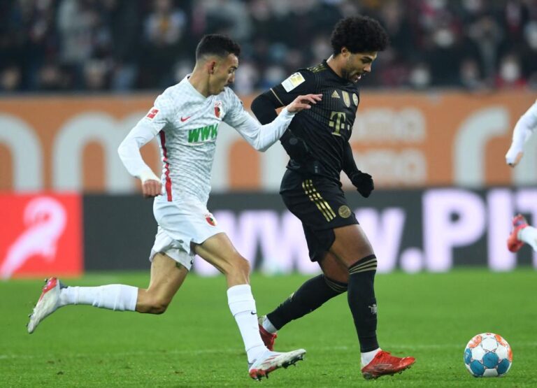 Augsburg stuns Bayern Munich to win Bavarian derby 2-1