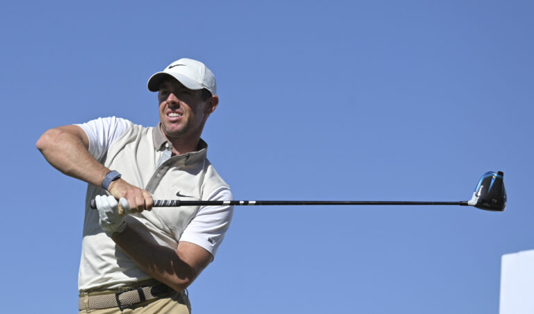 McIlroy back on top in Dubai after risky gamble