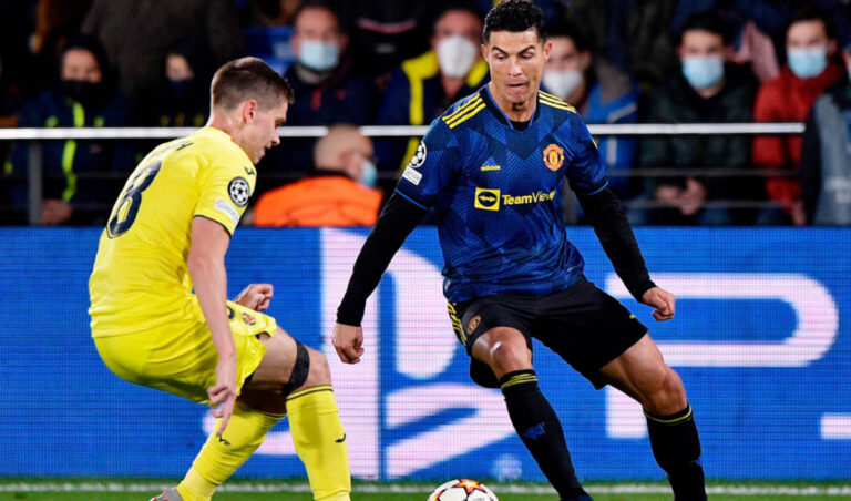 Man United, Chelsea advance in Champions League; Barcelona made to wait