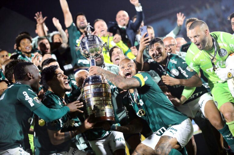 Palmeiras retains Copa Libertadores title after extra time