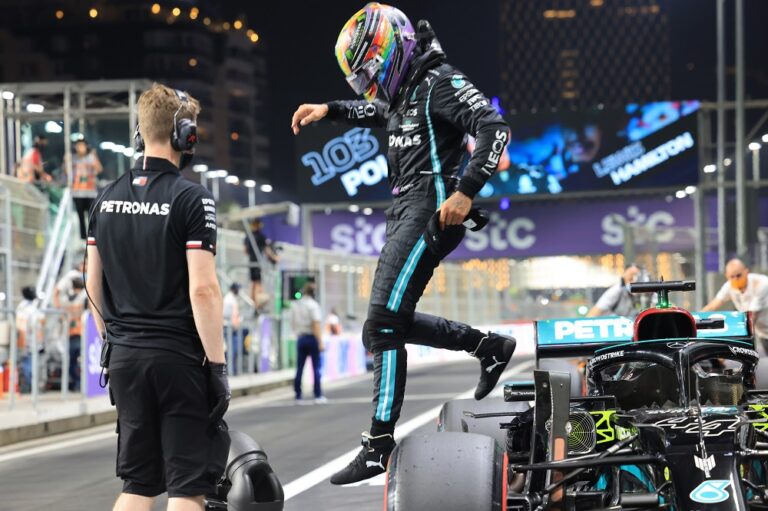 Lewis Hamilton clinches pole position for inaugural Saudi Arabian Grand Prix