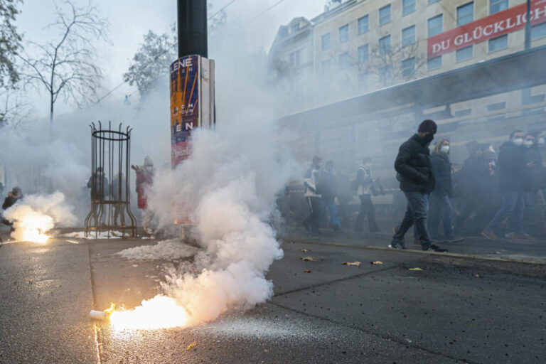 Austria ends lockdown restrictions for vaccinated people