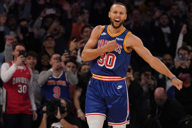 Golden State Warriors star Stephen Curry sets NBA three-point record