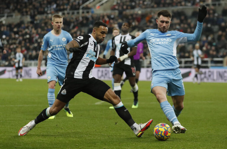 Premier League leader Man City beats Newcastle 4-0