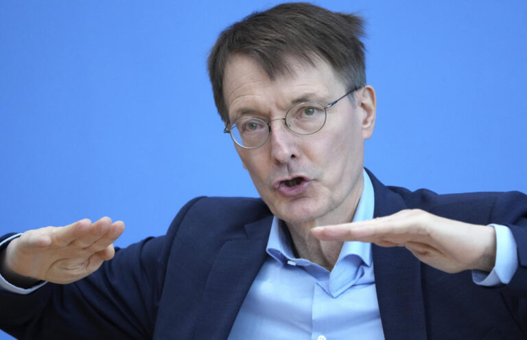 Germany hits goal in push for 30 million new vaccine shots