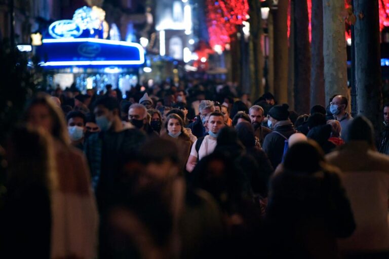France reports a record 232,200 new coronavirus cases
