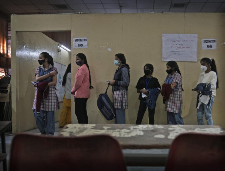 New Delhi imposes weekend curfew to curb COVID-19 spread