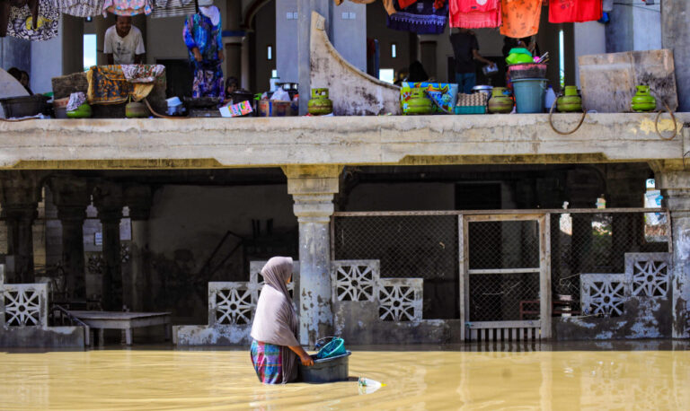 At least 3 dead as floods displace 32,000 people in Indonesia’s Sumatra