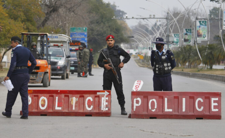 Daesh militants on the run in Pakistan after evading police raid
