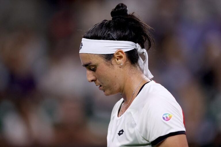 Ons Jabeur retires from Sydney quarterfinal with back injury