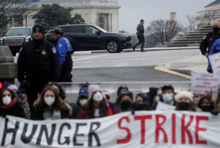 US Democrats eye new strategy after failure of voting bill