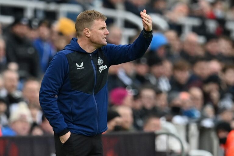 Eddie Howe lauds Marcelo Bielsa as Newcastle seek second win of season at Leeds