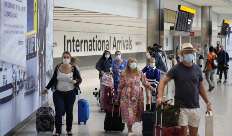 UK to lift travel test requirements for the vaccinated