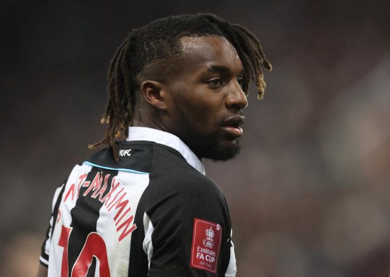 Eddie Howe ‘no intention’ of losing Newcastle’s star player Allan Saint-Maximin