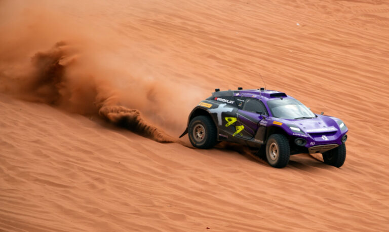Hamilton’s X44 top Extreme E qualifying heat sessions in NEOM