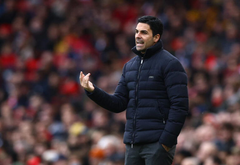 Arsenal boss Arteta glad to see Jimenez back after skull fracture