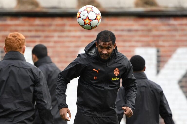 Brazil footballers in Ukraine plead for help to leave