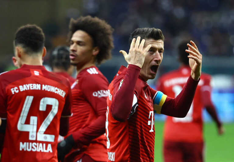 Super sub Sane seals Bayern win, Lewandowski shows Ukraine solidarity