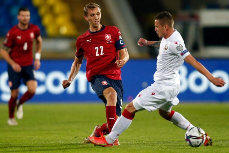 Czechs join Poland, Sweden in refusing to play Russia