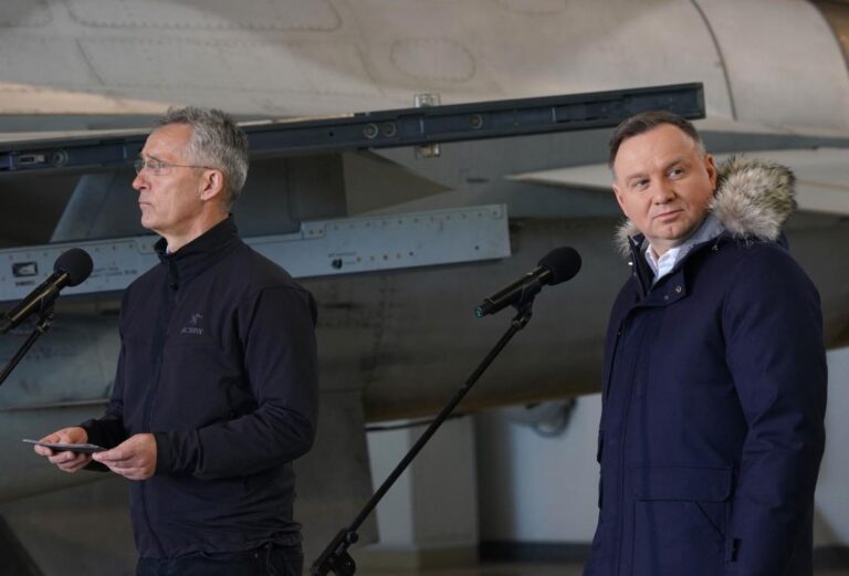 NATO chief sees no need to change nuclear alert level