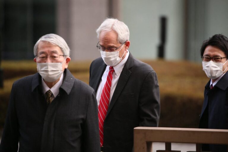 Former Nissan executive Greg Kelly found guilty, sentenced to 6 months