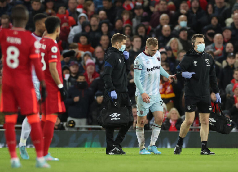 Liverpool ride their luck to cut gap on Man City