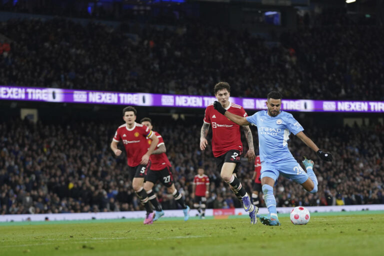 Man City thrash Man Utd 4-1 to extend Premier League lead