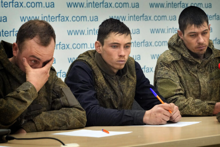 Ukraine parades captured Russian soldiers for cameras